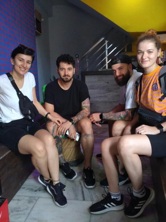 Big Brother Hostel Hotel Agra  Zewnętrze zdjęcie