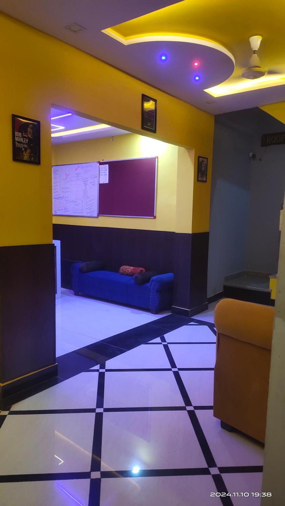 Big Brother Hostel Hotel Agra  Zewnętrze zdjęcie